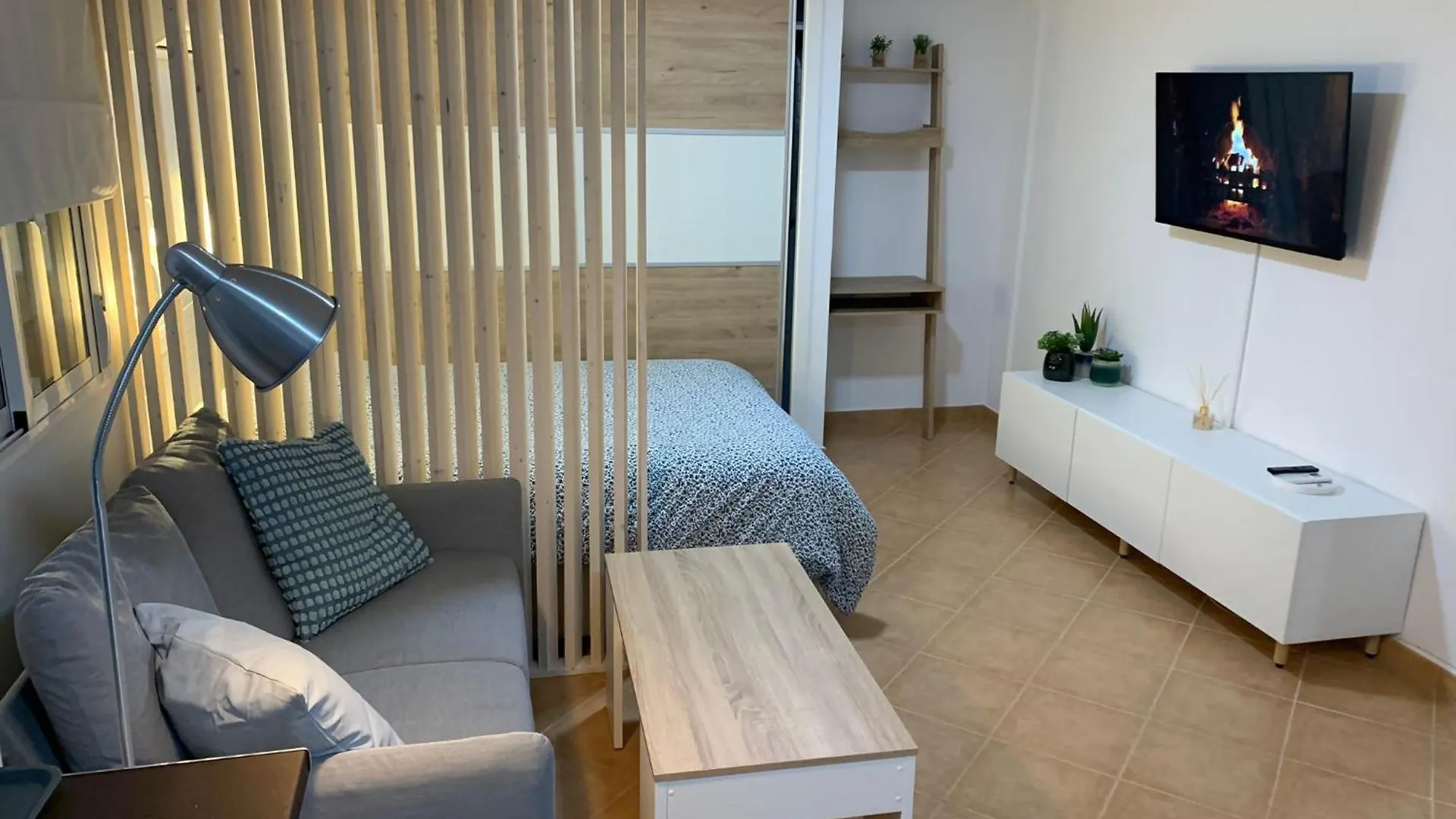 Apartamento Avenida Velazquez Planta Primera Malaga Apartment