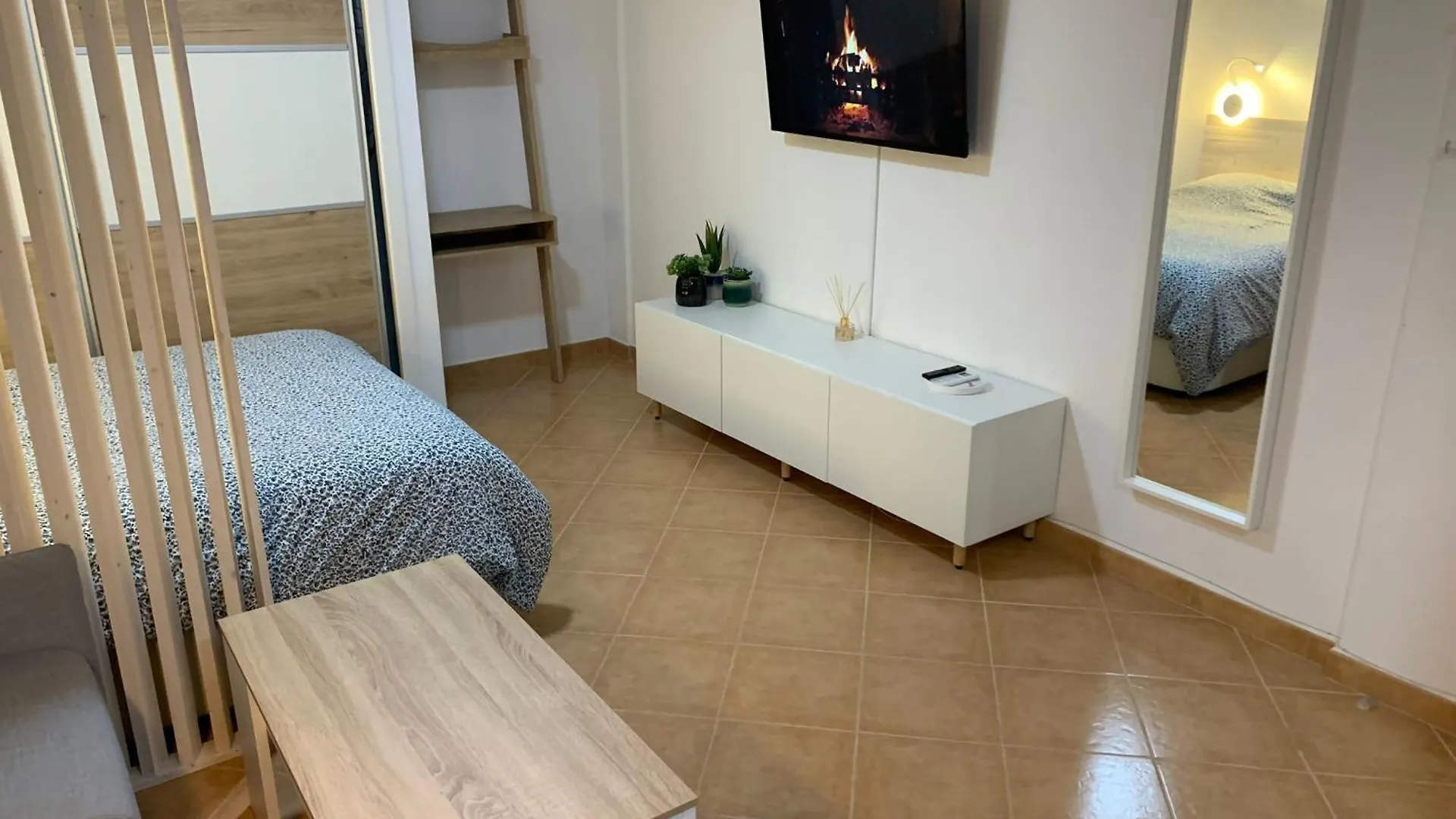 Apartamento Avenida Velazquez Planta Primera Malaga 0*,